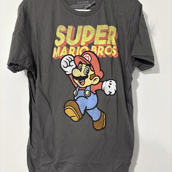 Super Mario Gray Graphic Tee Shirt Men’s Medium New With Tag - Picture 1 of 3